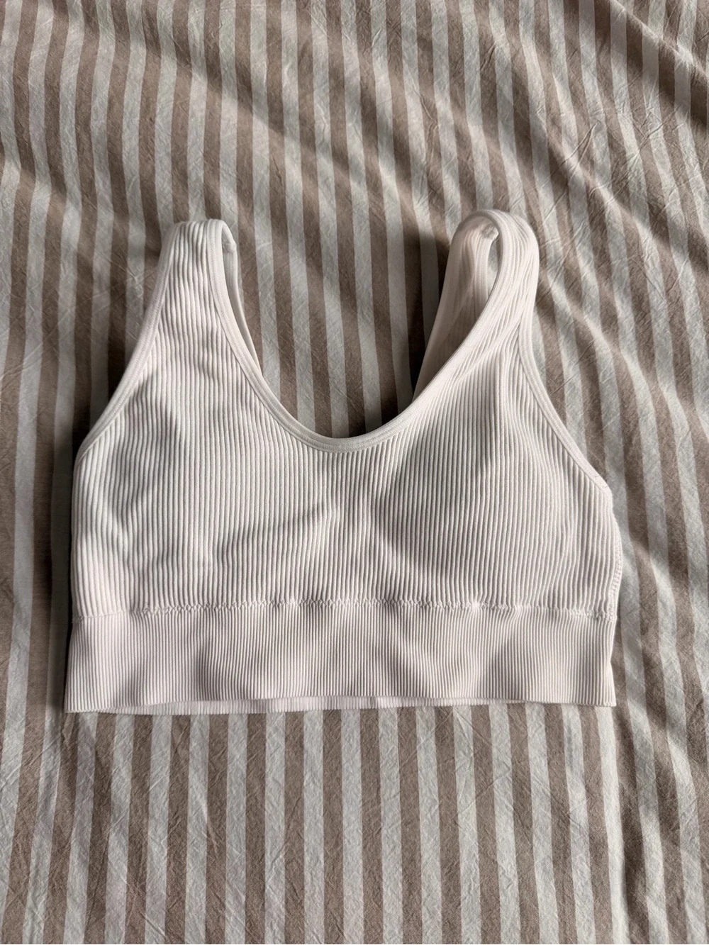Aerie White Ribbed Scoop Bra